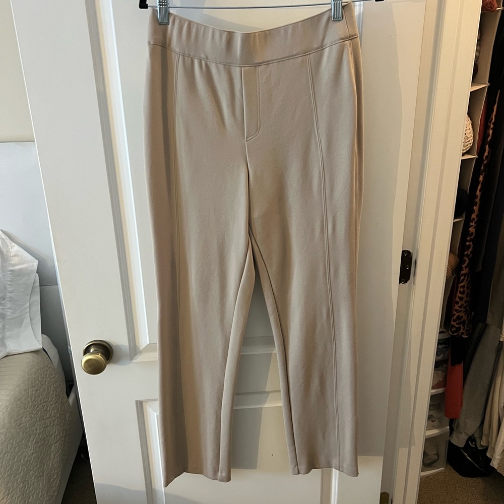 Versona Classic Beige Ankle Pants